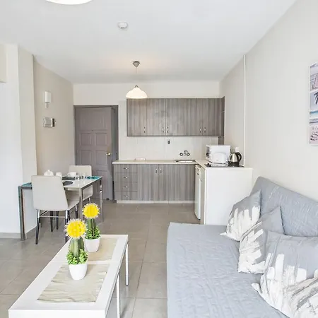 Merab Napa Apartment *